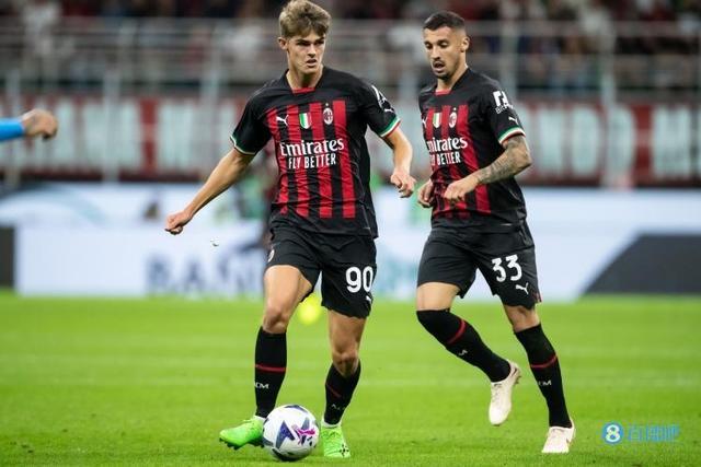 位球员的身 位球员的身