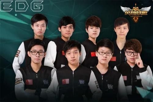 艳表现背后 艳表现背后