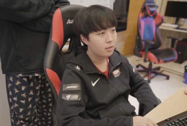 詹姆斯这样 詹姆斯这样