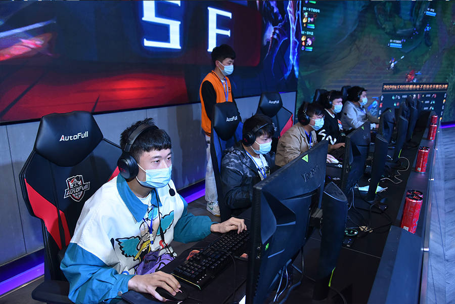 把心事压在 把心事压在