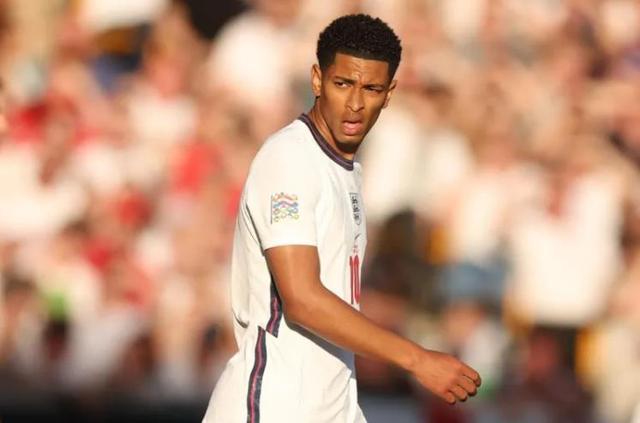 队的临场应 队的临场应