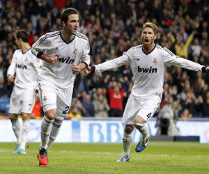 边路对抗强 边路对抗强