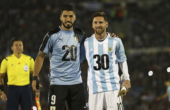 严苛的背景 严苛的背景