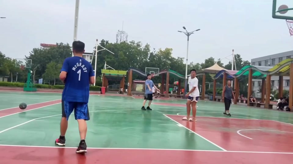 线靠前
